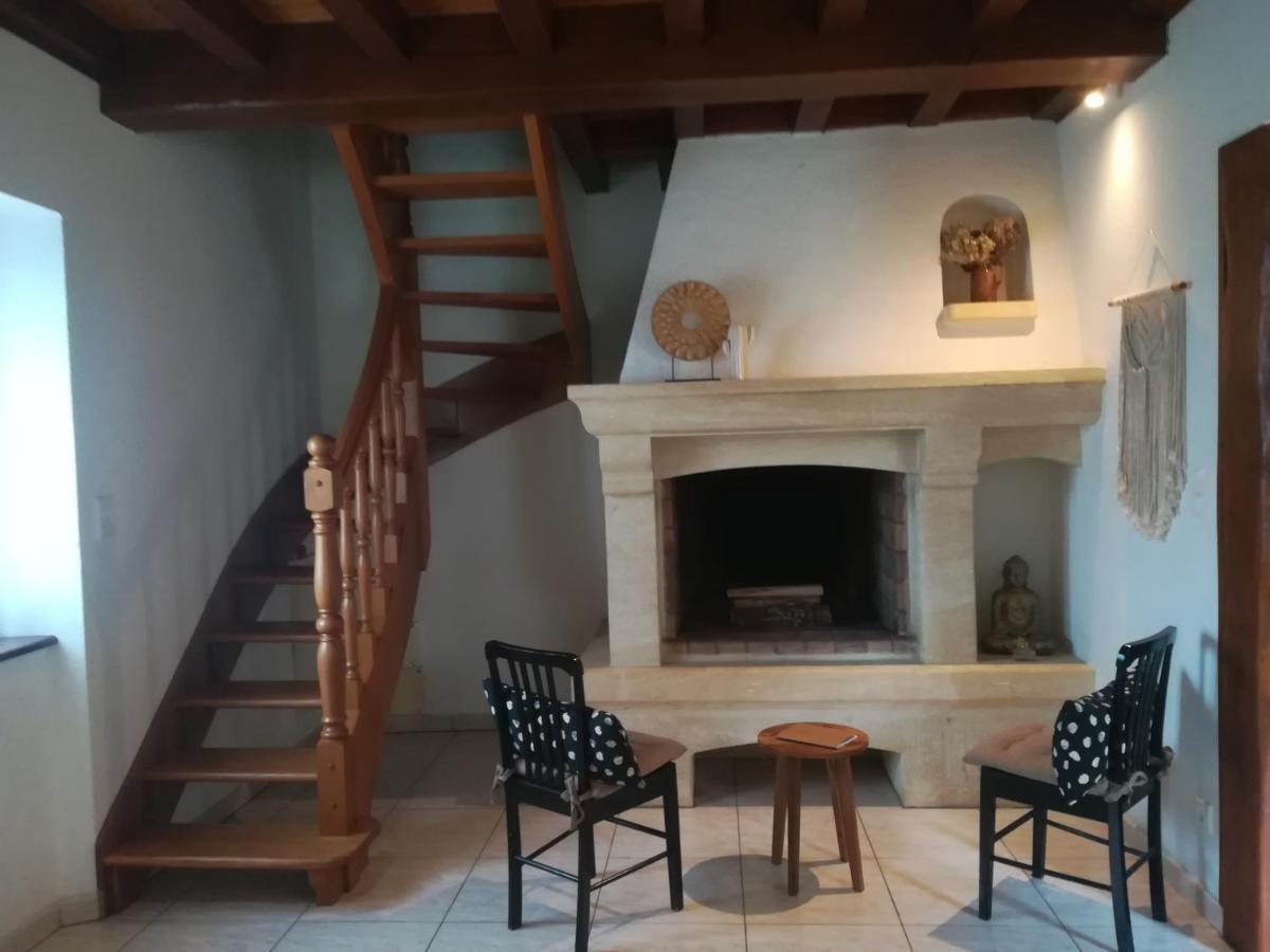 Villa Le Baron Perche à Saint-Cyprien  Extérieur photo