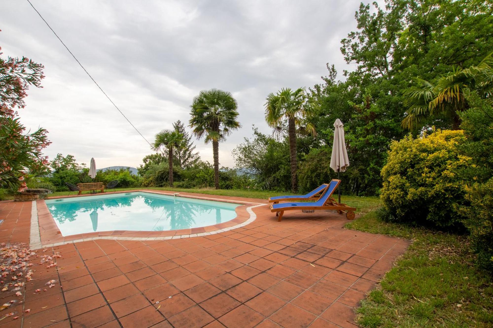Villa Le Baron Perche à Saint-Cyprien  Extérieur photo