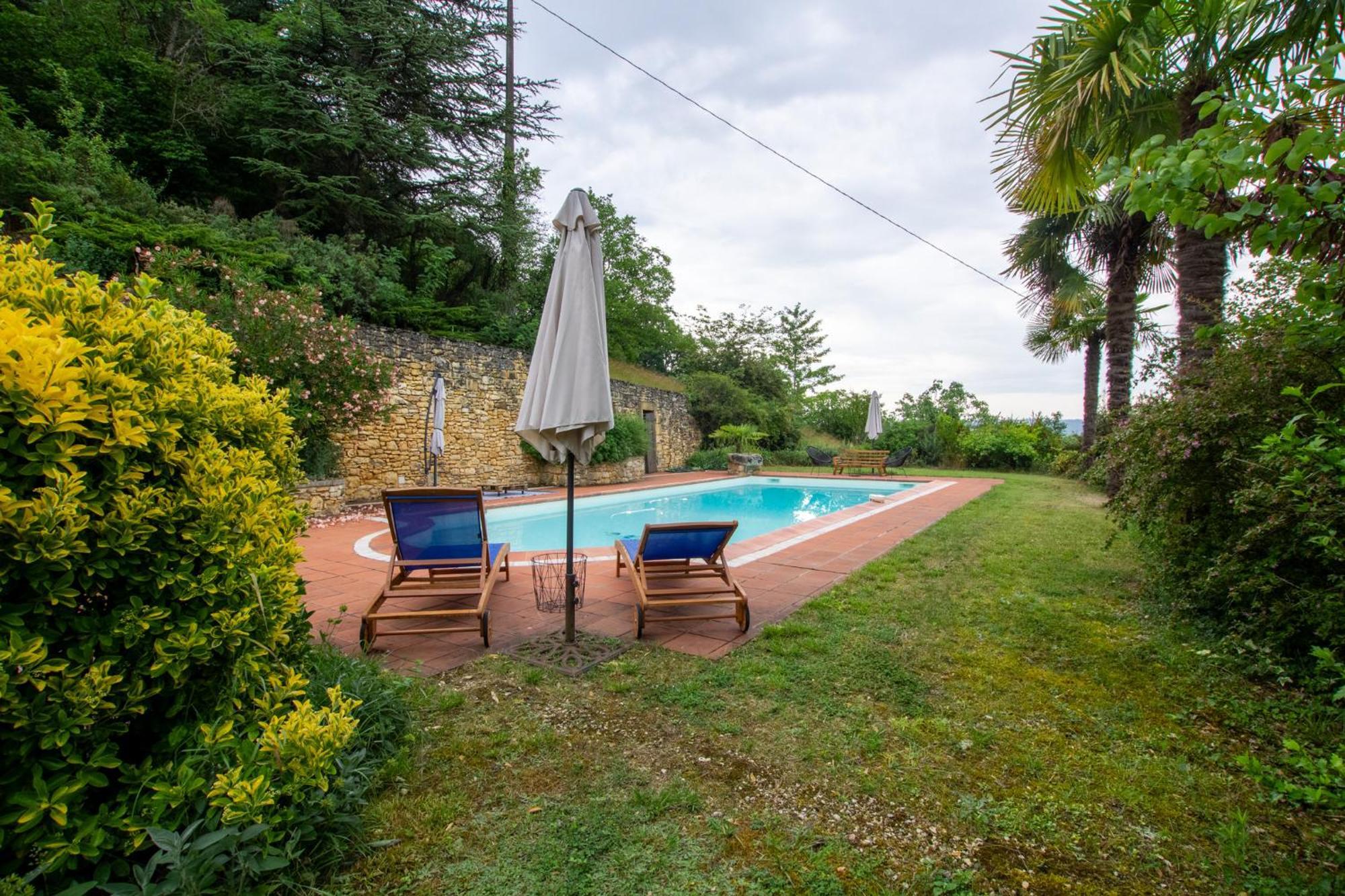 Villa Le Baron Perche à Saint-Cyprien  Extérieur photo